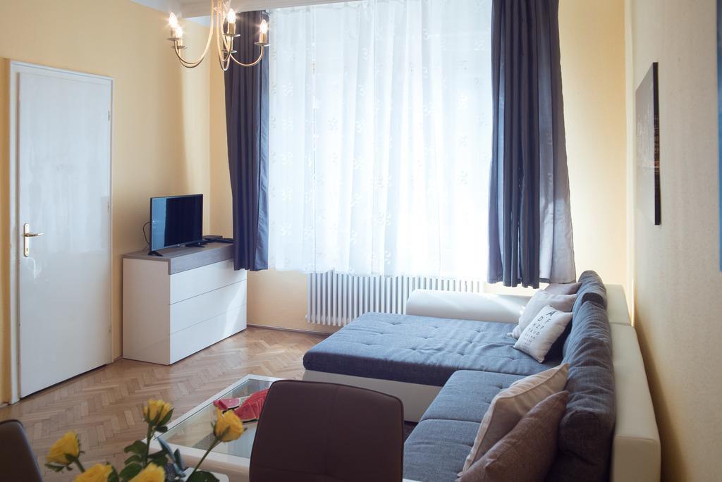 Rebecca Apartment Next To Synagogue Budapest Bagian luar foto